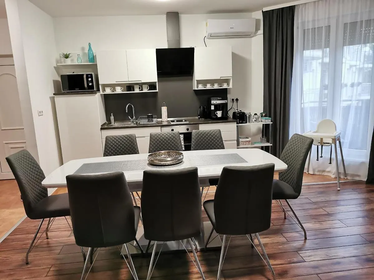 Apartment Freedom Apartman Hajduszoboszlo