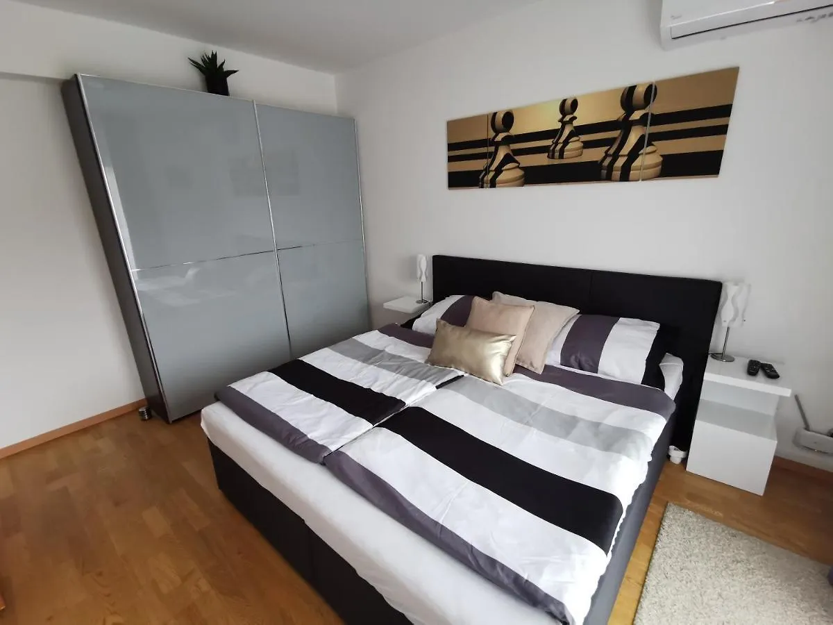 Freedom Apartman Hajduszoboszlo Hungary
